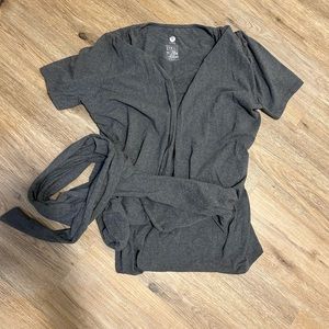 Kindred Bravely organic cotton skin to skin wrap top